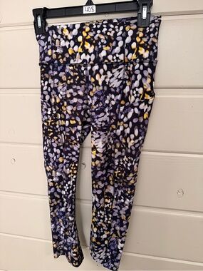 Lululemon Wunder Train Leggings. Size 4